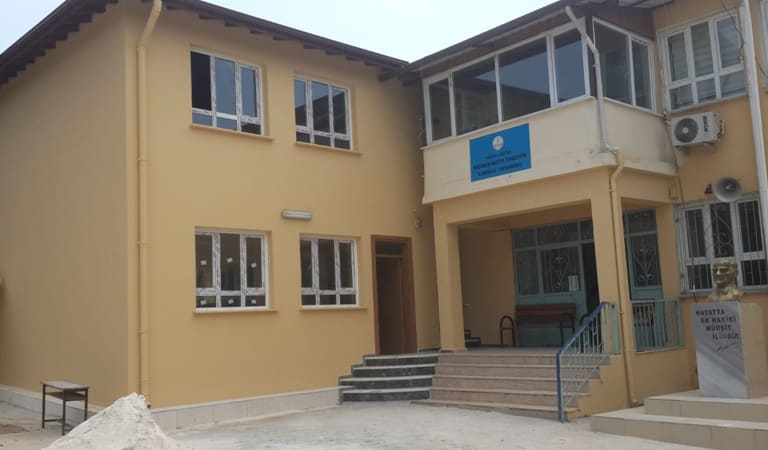 Naciye Tınaztepe İlkokulu ve Ortaokulu
