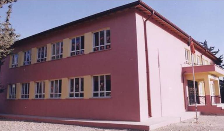 Naciye Tınaztepe Ortaokulu